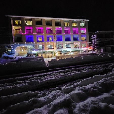 Hotel Neelam Manali Near Volvo Bus Stand Manali Exteriör bild