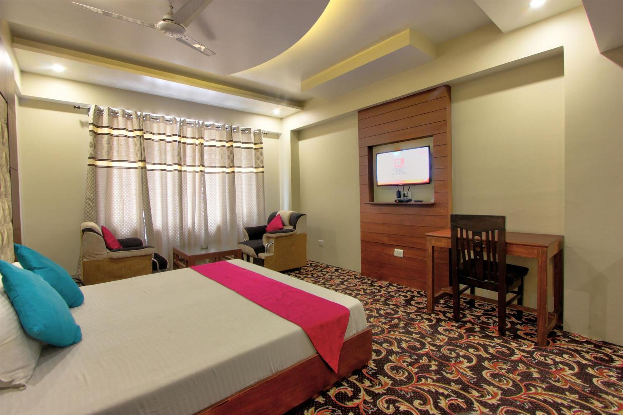 Hotel Neelam Manali Near Volvo Bus Stand Manali Exteriör bild